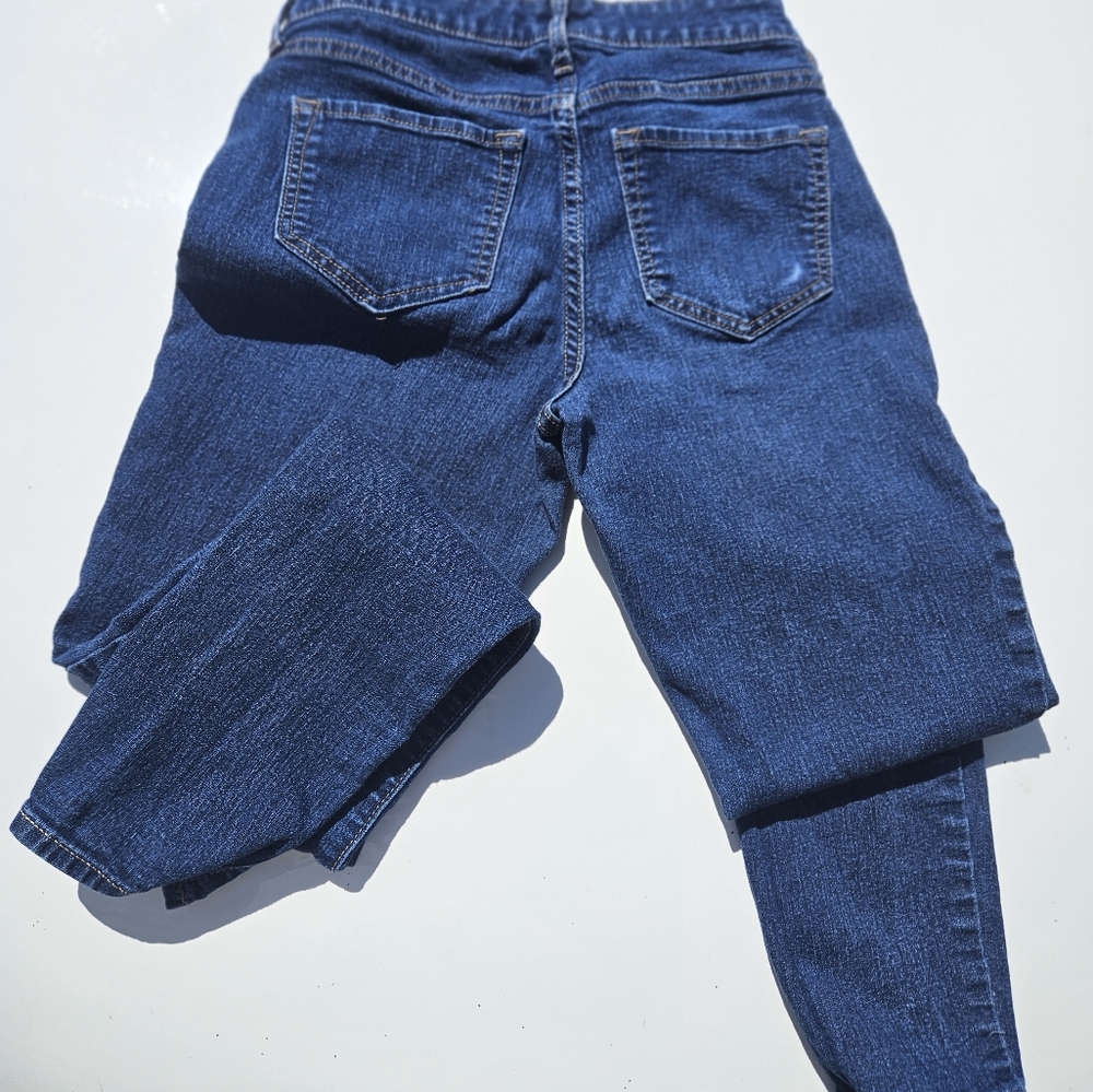 Old Navy  Blue Jeans - Picture 2 of 3